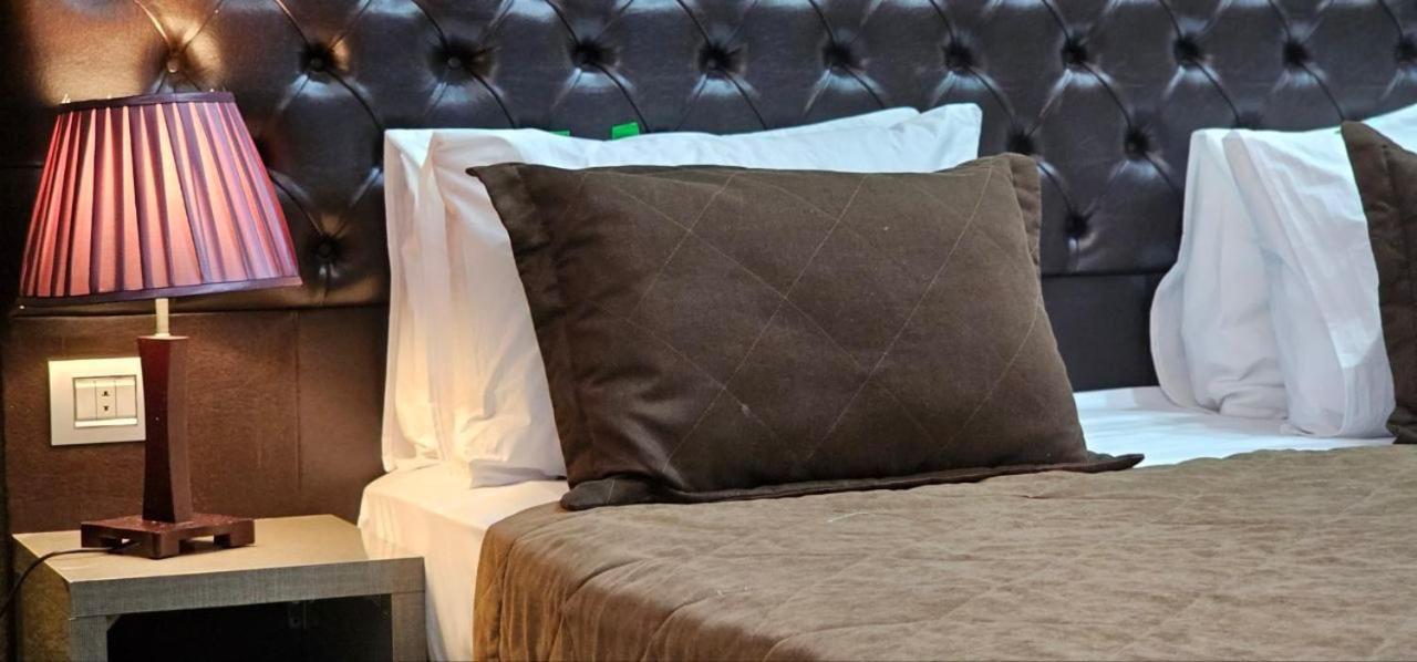 Pilot City Hotel บากู ภายนอก รูปภาพ